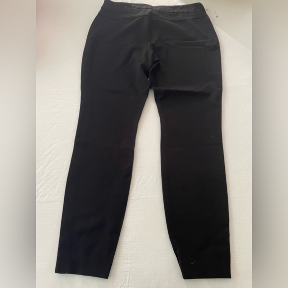Reitman’s Black pull on Ankle length Dress pants.  Size 9 - Picture 6 of 8